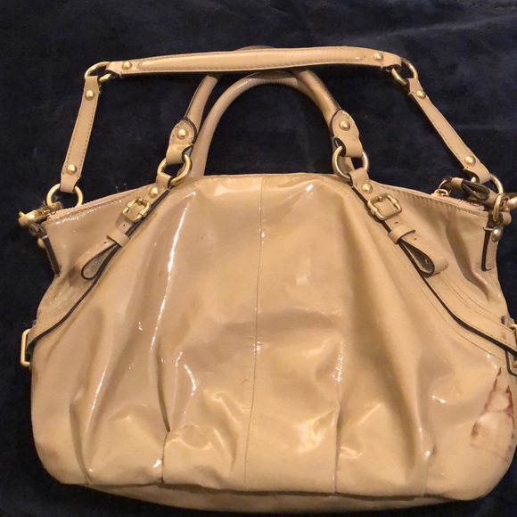 Taupe patent leather Coach satchel - Picture 3 of 4